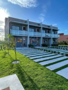 Sobrado com 2 Quartos à venda, 169m² no Arroio, Imbituba