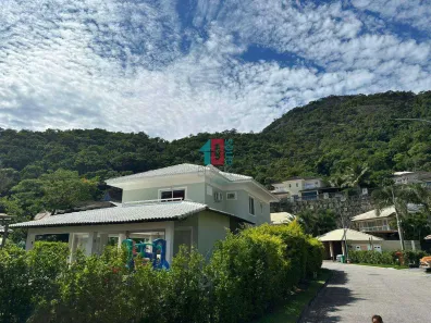 Casa de Condomínio com 5 Quartos para venda ou aluguel, 248m² no Recreio dos Bandeirantes, Rio de Janeiro