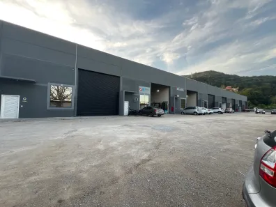 Galpão/Depósito/Armazém para alugar, 300m² no Prado, Biguaçu