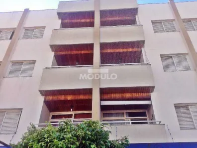 Apartamento com 3 Quartos para alugar, 60m² no Martins, Uberlândia