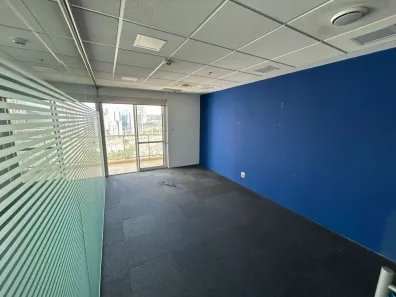 Sala Comercial à venda, 52m² no Cidade Monções, São Paulo