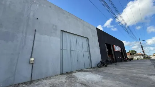 Galpão/Depósito/Armazém com 1 Quarto para alugar, 200m² no Cidade Universitária, Maceió