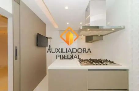 Apartamento com 2 Quartos para alugar, 256m² no Batel, Curitiba