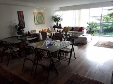Apartamento com 2 Quartos à venda, 202m² no Copacabana, Rio de Janeiro