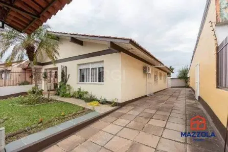 Imóvel Comercial com 4 Quartos à venda, 250m² no Medianeira, Porto Alegre