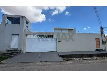 Prédio Comercial para alugar, 495m² no Tabapuá Brasília, Caucaia