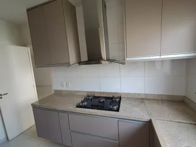 Casa de Condomínio com 3 Quartos para alugar, 98m² no Jardim Imperial, Cuiabá