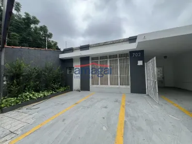 Imóvel Comercial à venda, 176m² no Centro, Jacareí