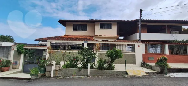 Casa com 3 Quartos à venda, 220m² no Itaipu, Niterói