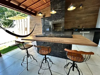 Casa de Condomínio com 3 Quartos à venda, 210m² no Granja dos Cavaleiros, Macaé