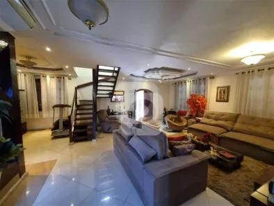 Casa com 4 Quartos à venda, 400m² no Pechincha, Rio de Janeiro