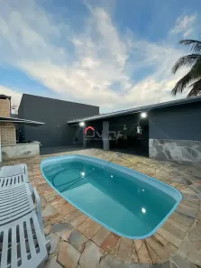 Casa com 3 Quartos à venda, 150m² no Santa Mônica, Uberlândia