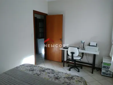 Casa com 3 Quartos à venda, 204m² no Vila Cardia, Bauru