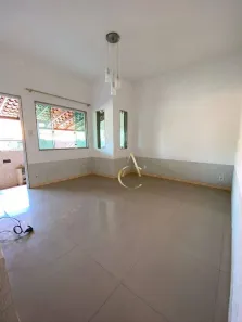 Casa de Condomínio com 2 Quartos para alugar, 61m² no Viga, Nova Iguaçu