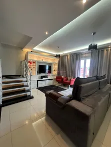 Sobrado com 3 Quartos à venda, 270m² no Horto Santo Antonio, Jundiaí