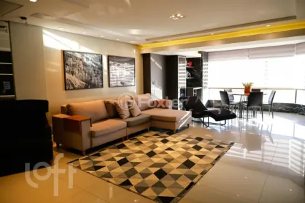 Cobertura com 4 Quartos à venda, 300m² no Vila Eunice Nova, Cachoeirinha