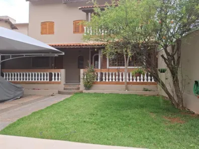 Sobrado com 3 Quartos à venda, 214m² no Vila Jair, Valinhos