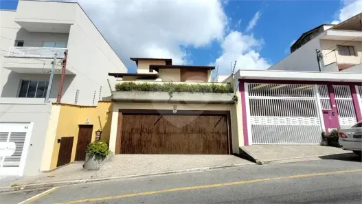 Sobrado com 3 Quartos à venda, 241m² no Centro, Osasco