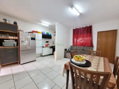 Casa com 3 Quartos à venda, 90m² no Jardim Honda 2, Londrina