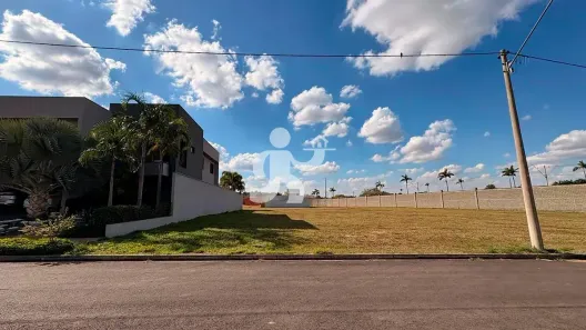 Lote/Terreno à venda, 600m² no Residencial Terras de Ártemis (Ártemis), Piracicaba