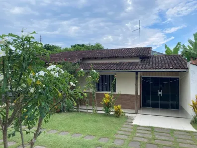 Casa com 2 Quartos à venda, 84m² no Extensão do Bosque, Rio das Ostras