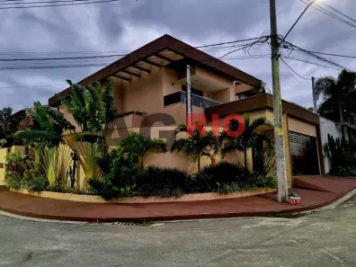 Casa de Condomínio com 3 Quartos à venda, 275m² no Jardim Sulacap, Rio de Janeiro