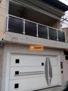 Sobrado com 4 Quartos à venda, 269m² no Conjunto Alvorada, Poá