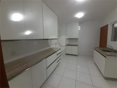 Apartamento com 3 Quartos à venda, 159m² no Bela Vista, Volta Redonda