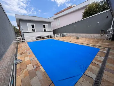 Casa de Condomínio com 4 Quartos para alugar, 350m² no Parque dos Príncipes, São Paulo