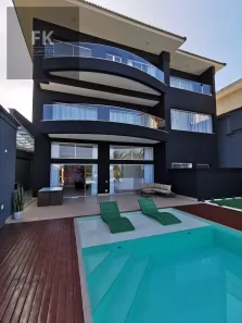Casa com 3 Quartos à venda, 557m² no Parque dos Príncipes, São Paulo