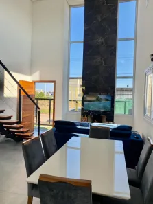 Sobrado com 3 Quartos à venda, 120m² no Central Park, Cachoeirinha