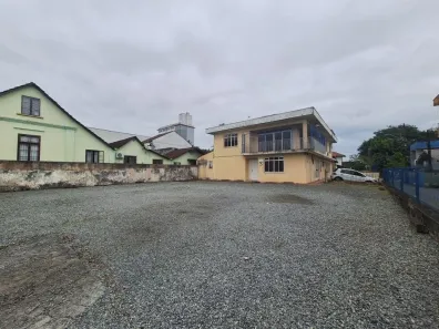 Imóvel Comercial à venda, 347m² no Bucarein, Joinville