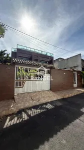 Casa de Condomínio com 3 Quartos para alugar, 197m² no Vargem Grande, Rio de Janeiro