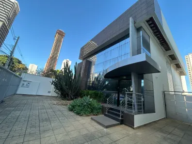 Prédio Comercial à venda, 745m² no Setor Bueno, Goiânia