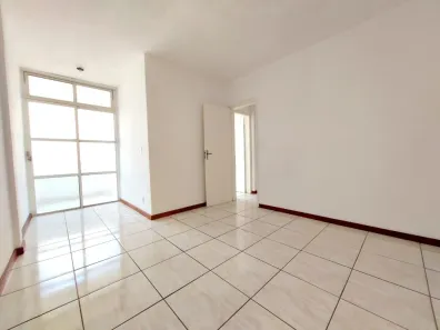 Apartamento com 2 Quartos para alugar, 75m² no Dom Bosco, Juiz de Fora