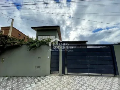 Casa com 3 Quartos à venda, 316m² no Loteamento Chácaras Pastorelli, Taubaté