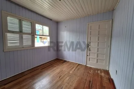 Casa com 3 Quartos para alugar, 80m² no Renascença, Santa Maria