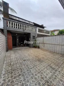 Casa com 2 Quartos à venda, 167m² no Vila Voturua, São Vicente