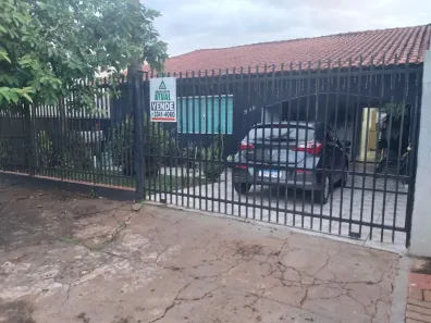 Casa com 3 Quartos à venda, 200m² no Califórnia, Londrina