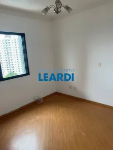 Apartamento com 3 Quartos para alugar, 144m² no Vila Assunção, Santo André