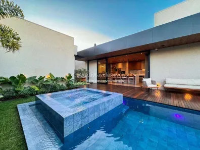 Casa com 3 Quartos à venda, 280m² no Cancelli, Cascavel