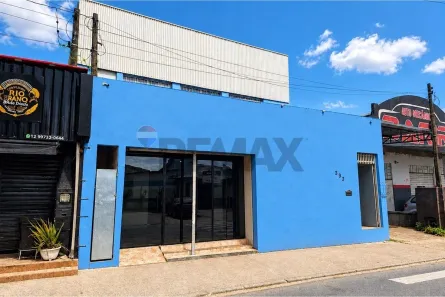 Ponto Comercial com 3 Quartos à venda, 348m² no Travessão, Caraguatatuba