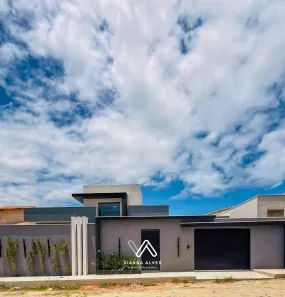 Casa com 2 Quartos à venda, 116m² no Jardim Atlântico Leste (Itaipuaçu), Maricá