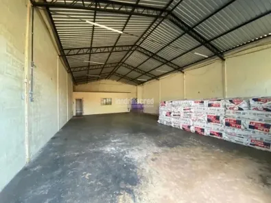 Galpão/Depósito/Armazém à venda, 256m² no Jardim Marissol, Londrina