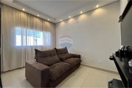 Casa com 2 Quartos à venda, 73m² no Leonor 2, Guapiaçu
