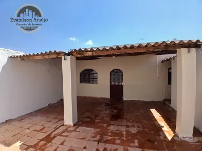 Casa com 3 Quartos à venda, 150m² no Recanto das Emas, Brasília