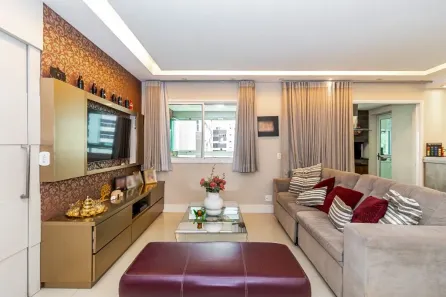 Apartamento com 3 Quartos para alugar, 124m² no Boa Vista, Curitiba