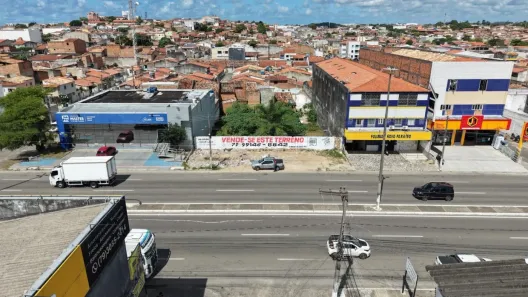 Lote/Terreno à venda, 915m² no Novo Paraíso, Aracaju