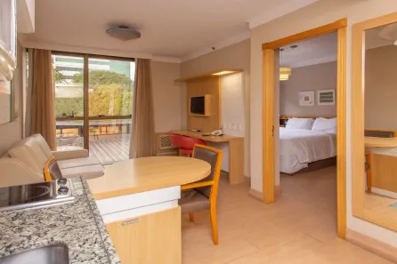 Flat com 1 Quarto à venda, 36m² no Rio Branco, Porto Alegre