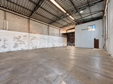 Galpão/Depósito/Armazém para alugar, 400m² no Vila Nova, Porto Alegre